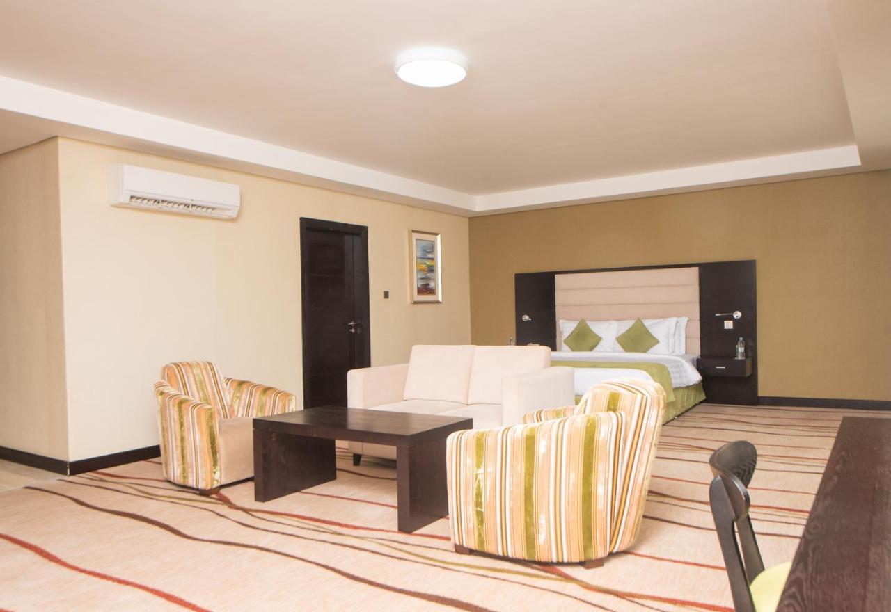 Crossroads Hotel Blantyre Zewnętrze zdjęcie