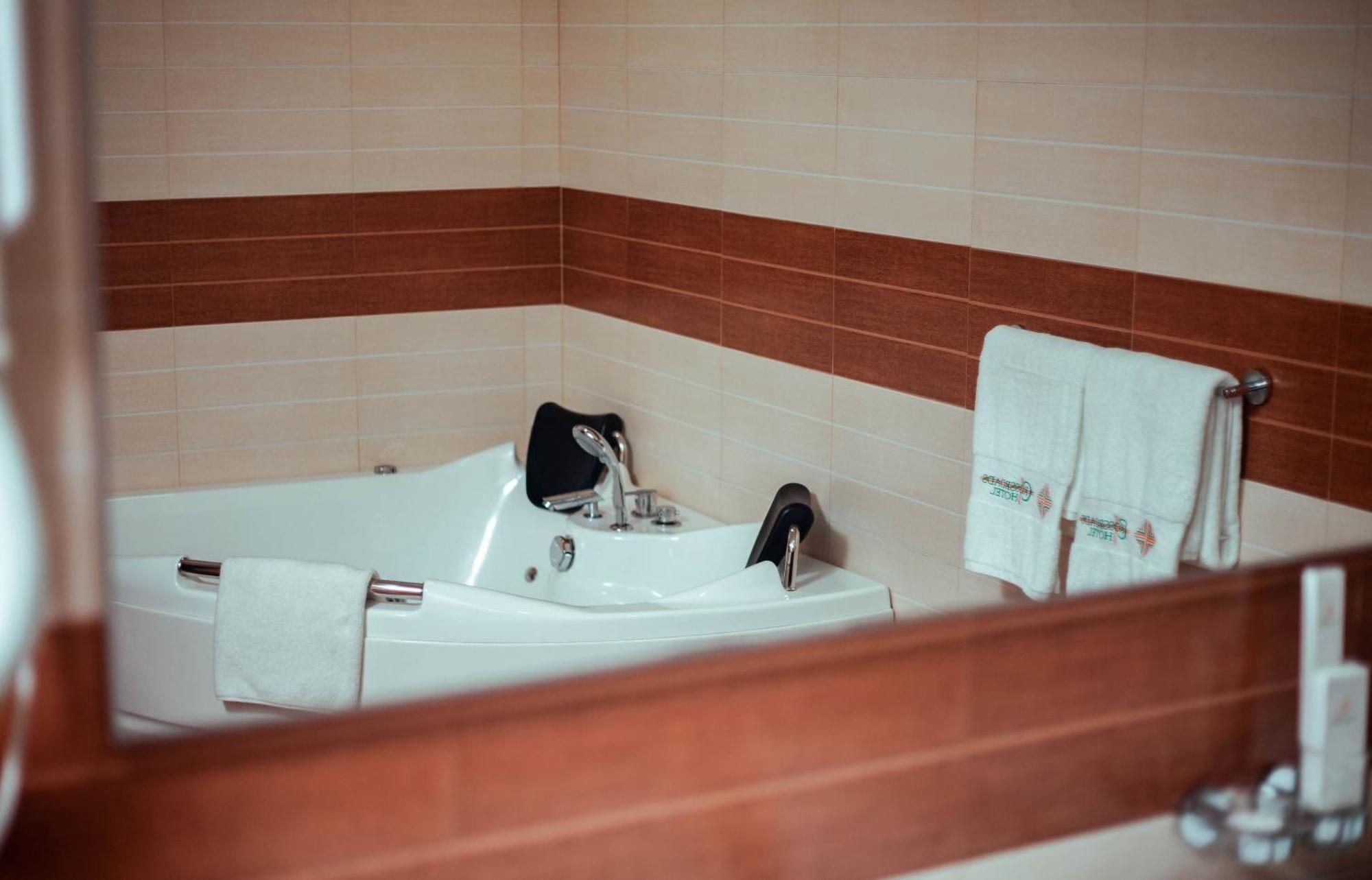 Crossroads Hotel Blantyre Zewnętrze zdjęcie